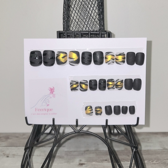 Press on nail kit include 24 nail ready to be glued - Picture 3 of 7